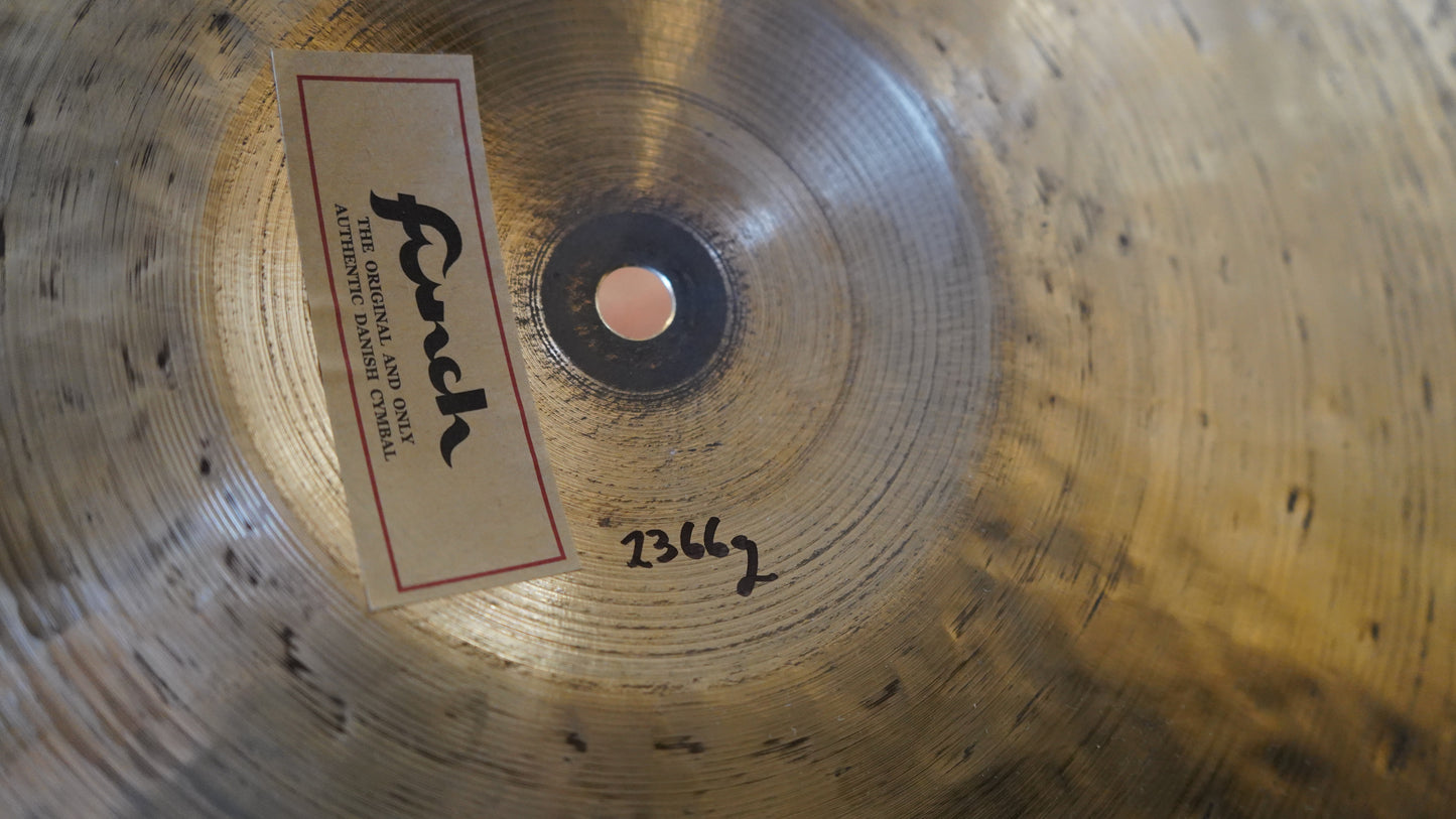 22" Nefertiti 2366g (Clean Bell)