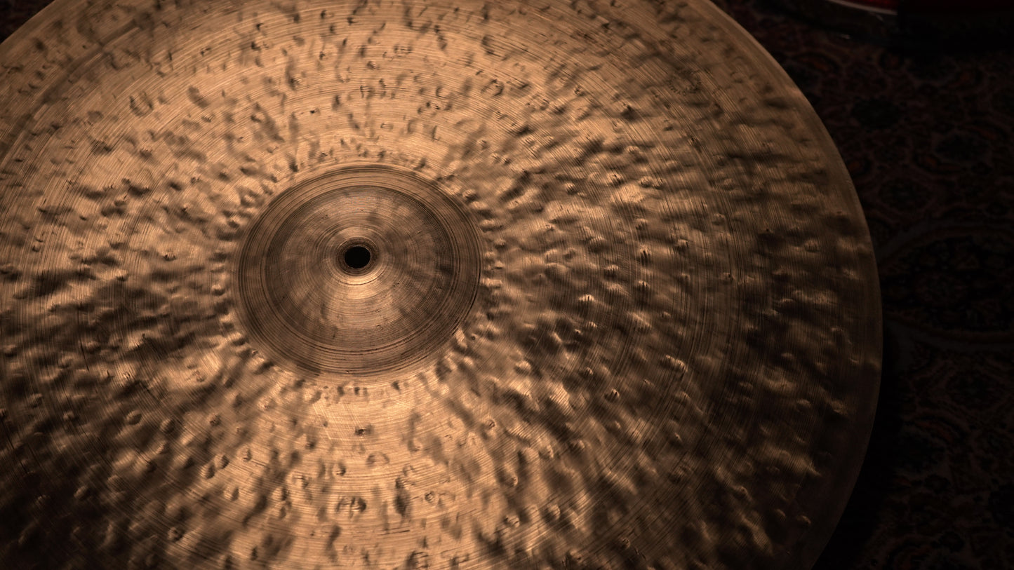 22" Nefertiti 2366g (Clean Bell)
