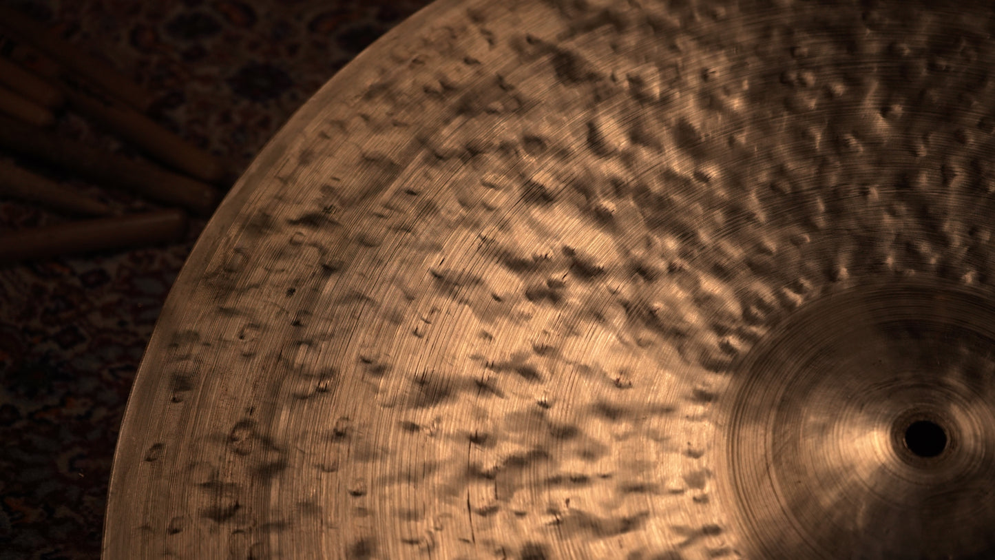 22" Nefertiti 2366g (Clean Bell)