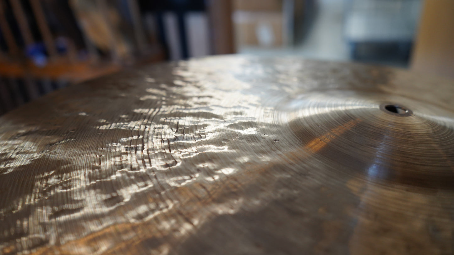 22" Nefertiti CB 2431g