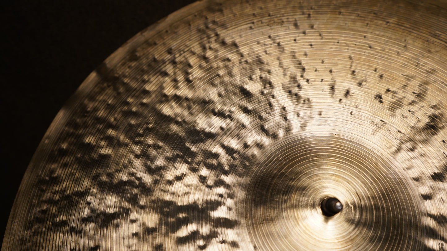 23" Nefertiti CB 2541g