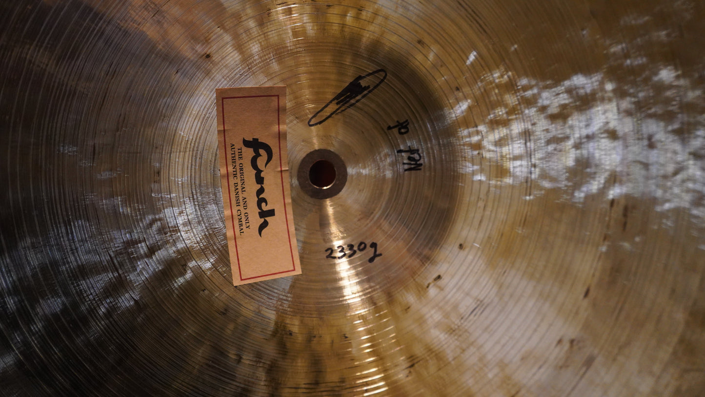 22" Nefertiti 2330g
