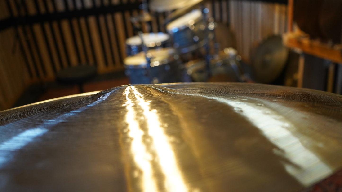 22" 6th Anniversary 2353g HFB