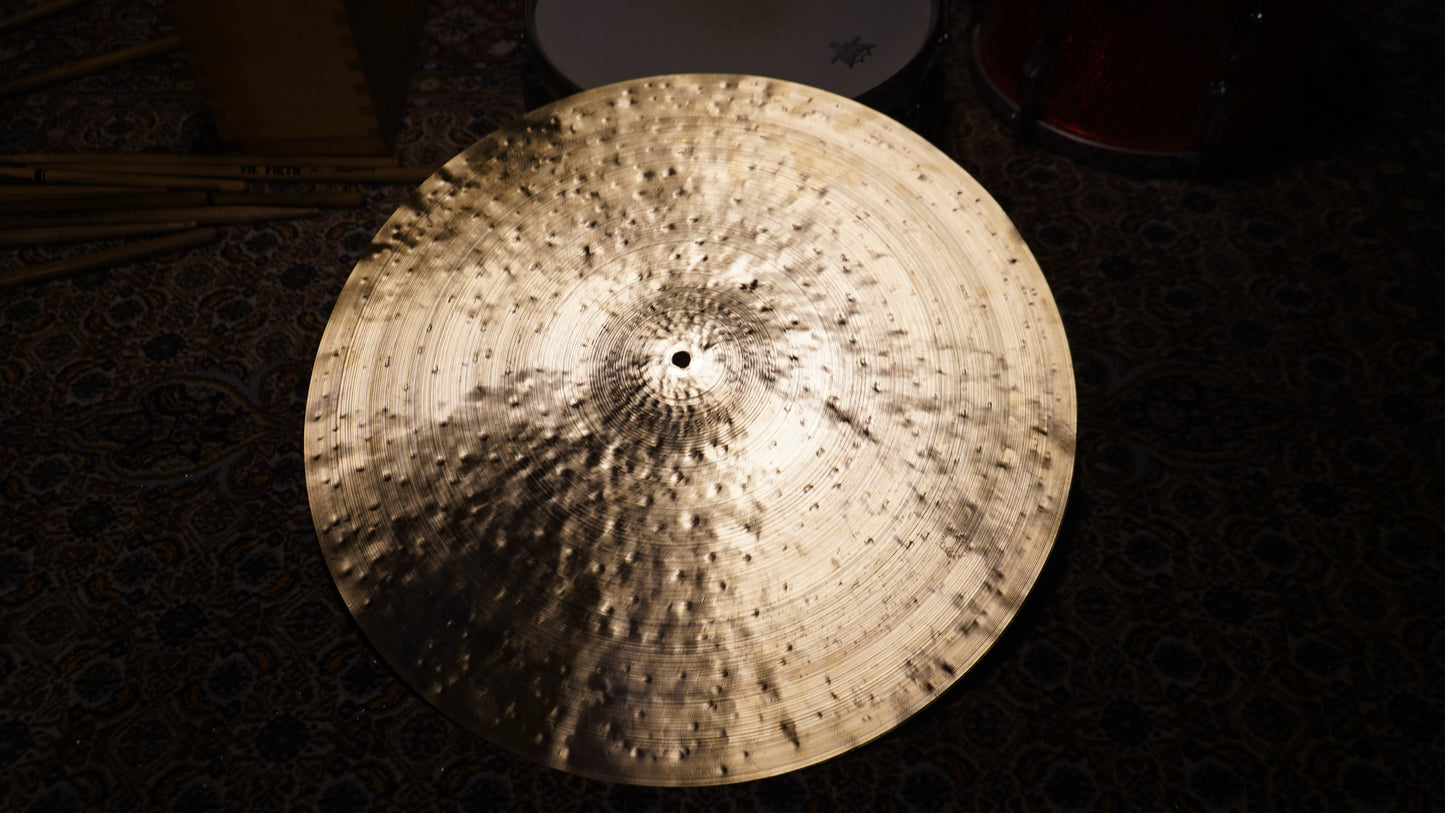 22" 6th Anniversary 2353g HFB