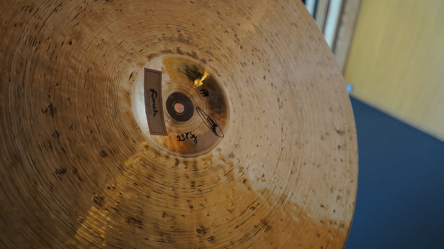 22" Nefertiti 2385g