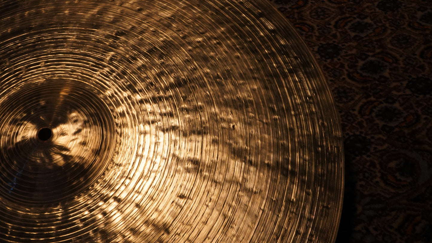 22" Nefertiti 2385g