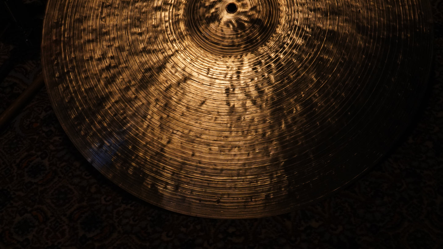 22" Nefertiti 2385g