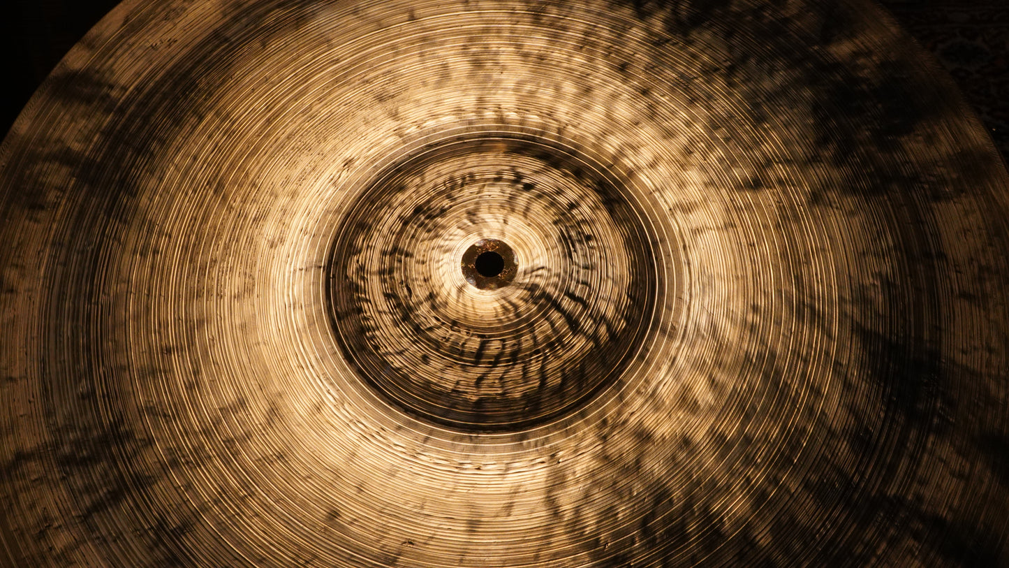 20" 6th Anniversary 2037g HFB