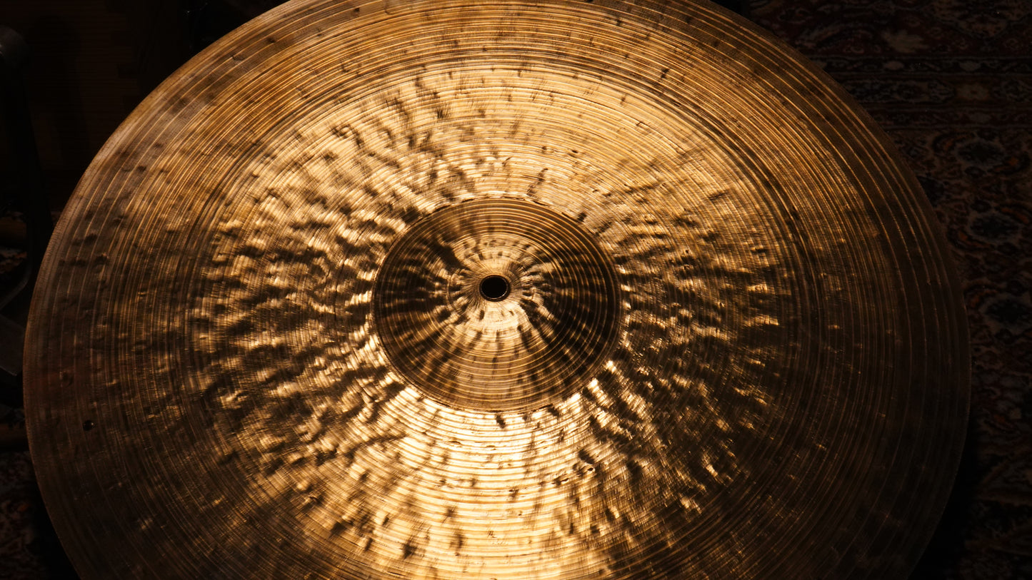 20" Messenger 1816g w/Rivets
