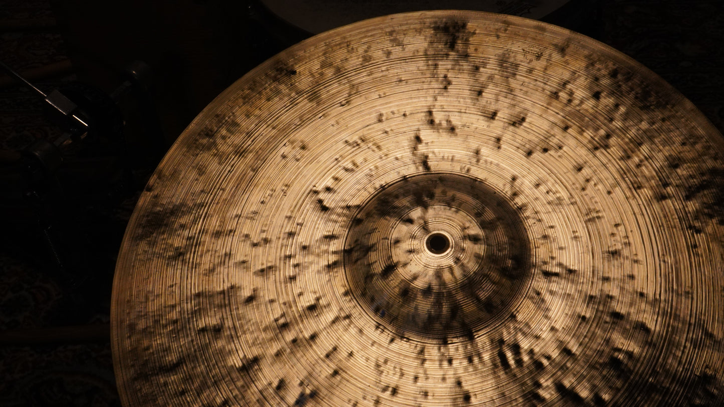 21" Nefertiti 1952g w/Rivets