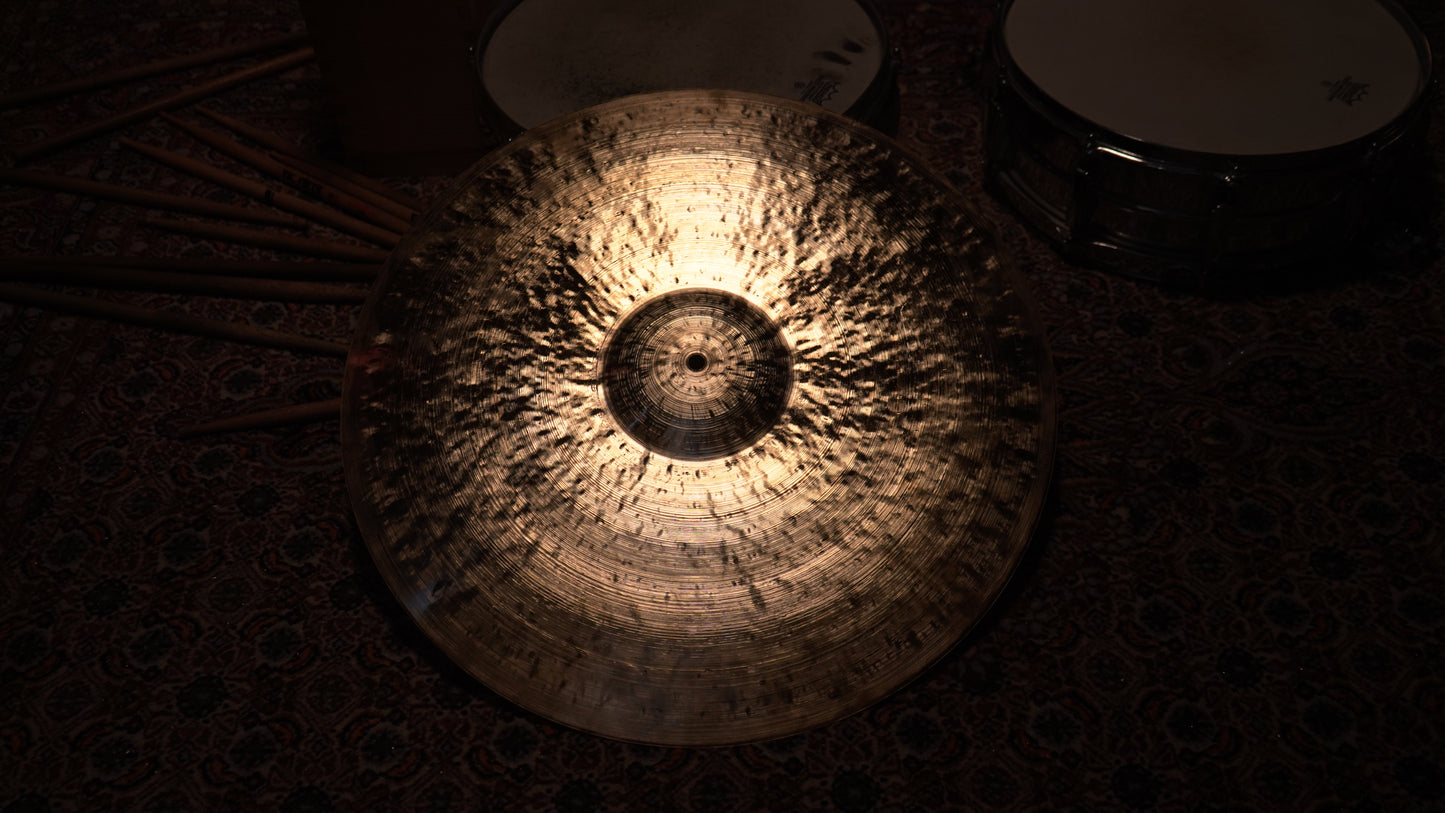 21" Gregory Hutchinson Signature Series 2223g