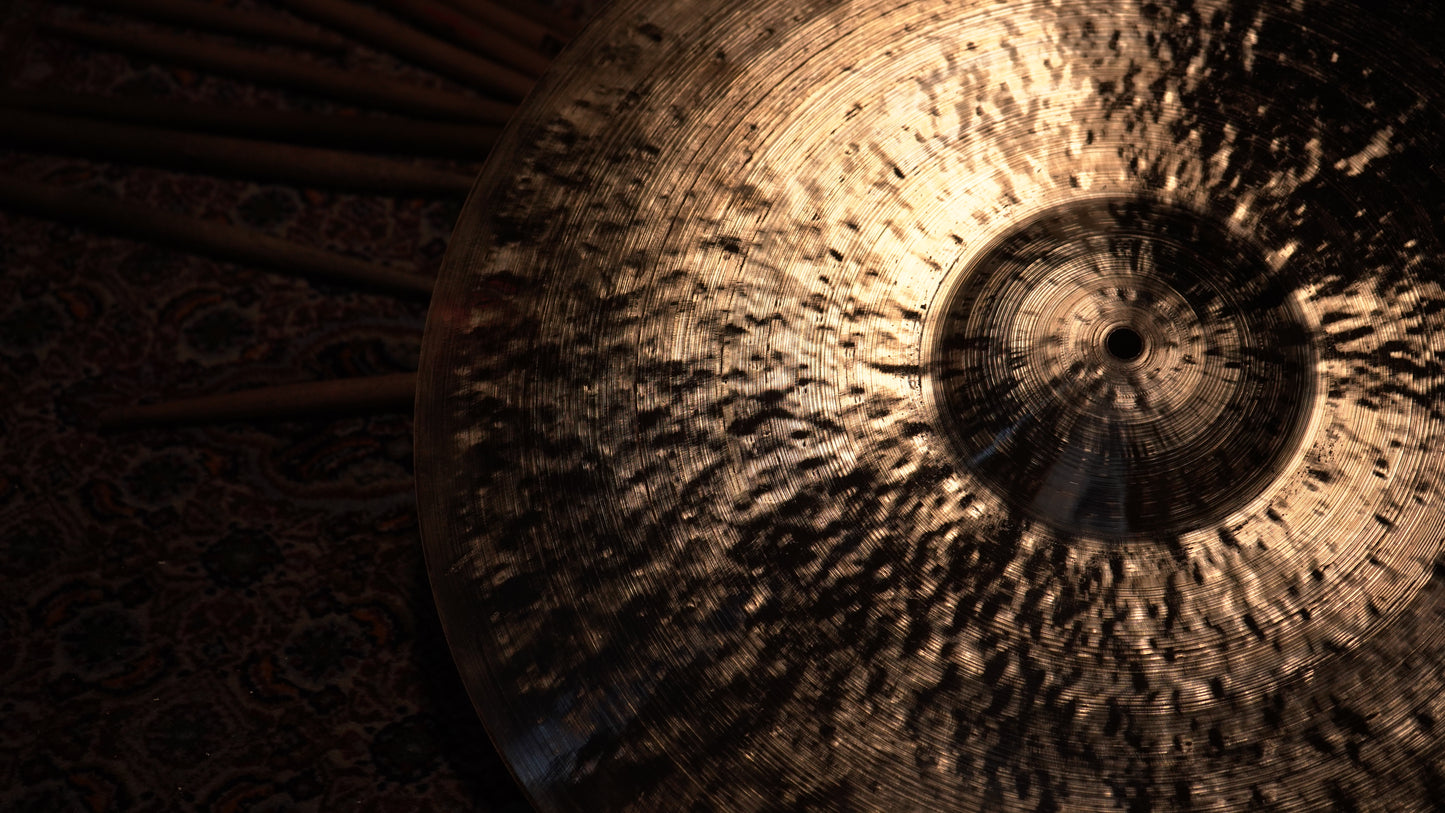 21" Gregory Hutchinson Signature Series 2223g
