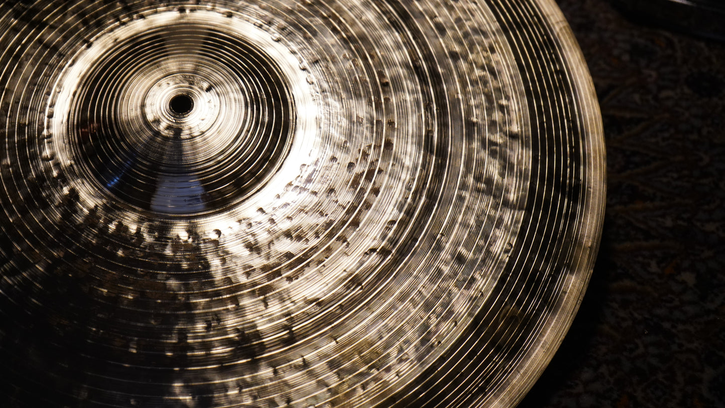21" Gregory Hutchinson Signature Series 2180g