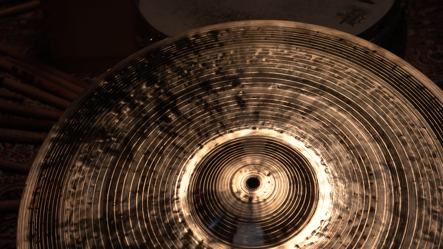 21" Gregory Hutchinson Signature Series 2180g