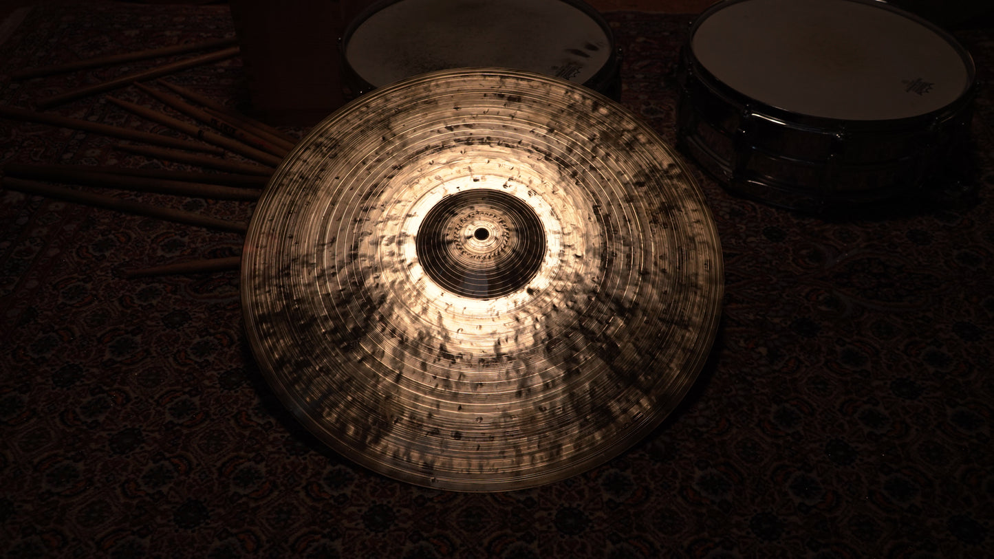 21" Gregory Hutchinson Signature Series 2184g