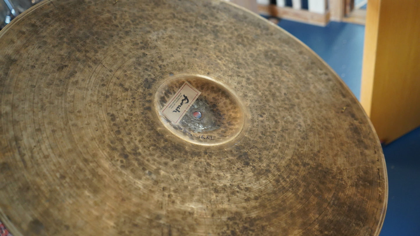 23" Gregory Hutchinson Signature Series 2707g