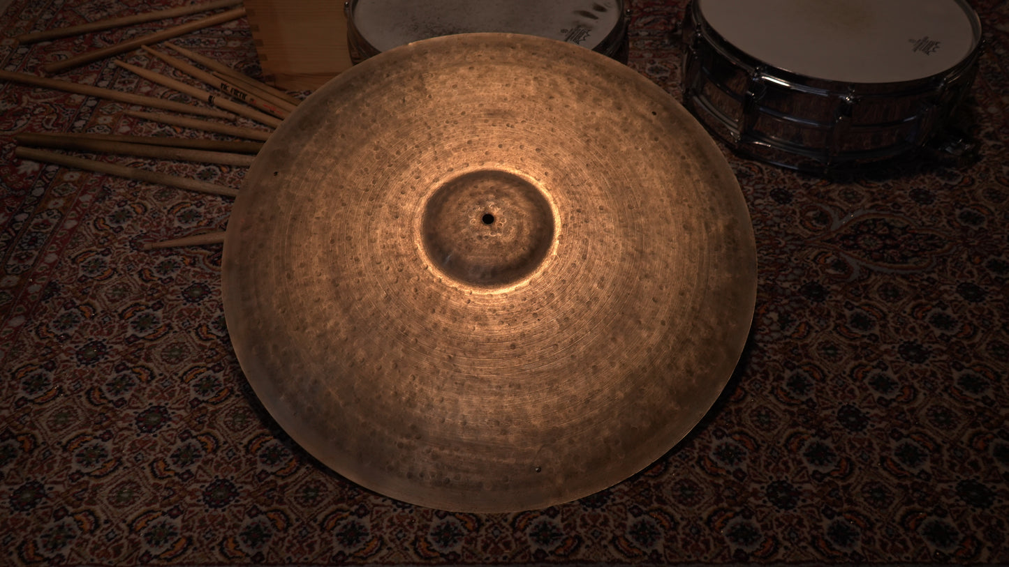 23" Gregory Hutchinson Signature Series 2707g