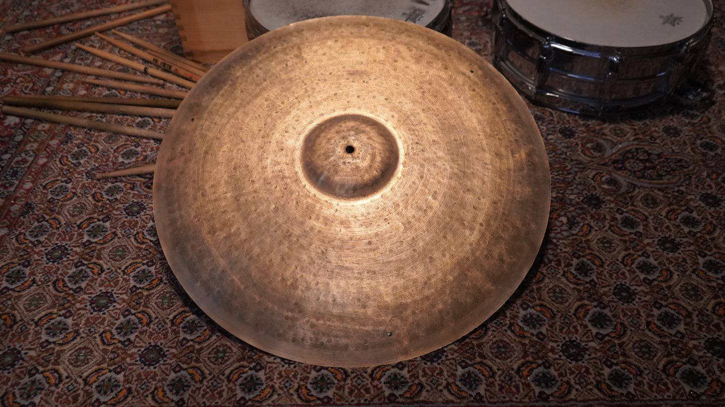 23" Gregory Hutchinson Signature Series 2707g