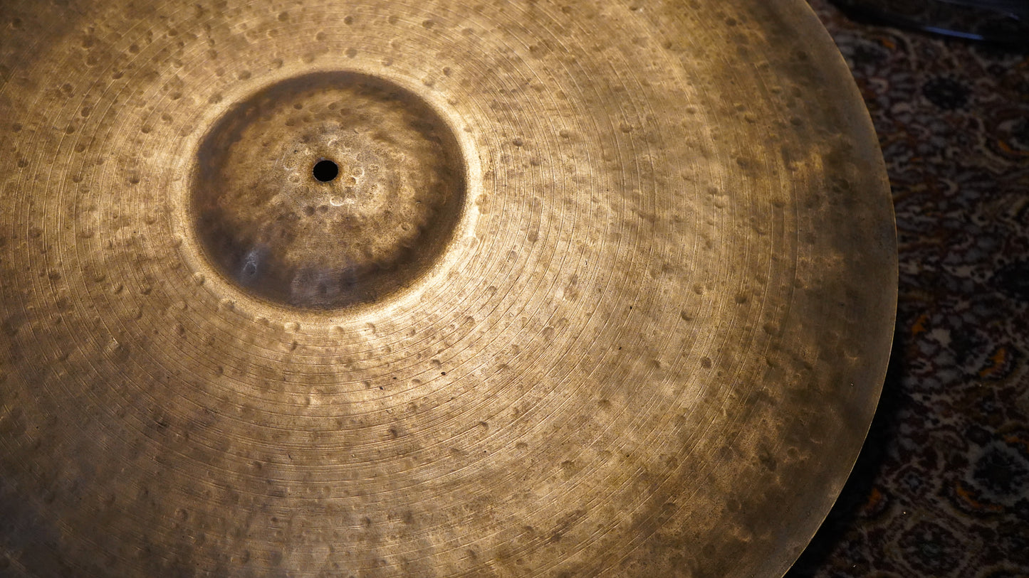 23" Gregory Hutchinson Signature Series 2707g