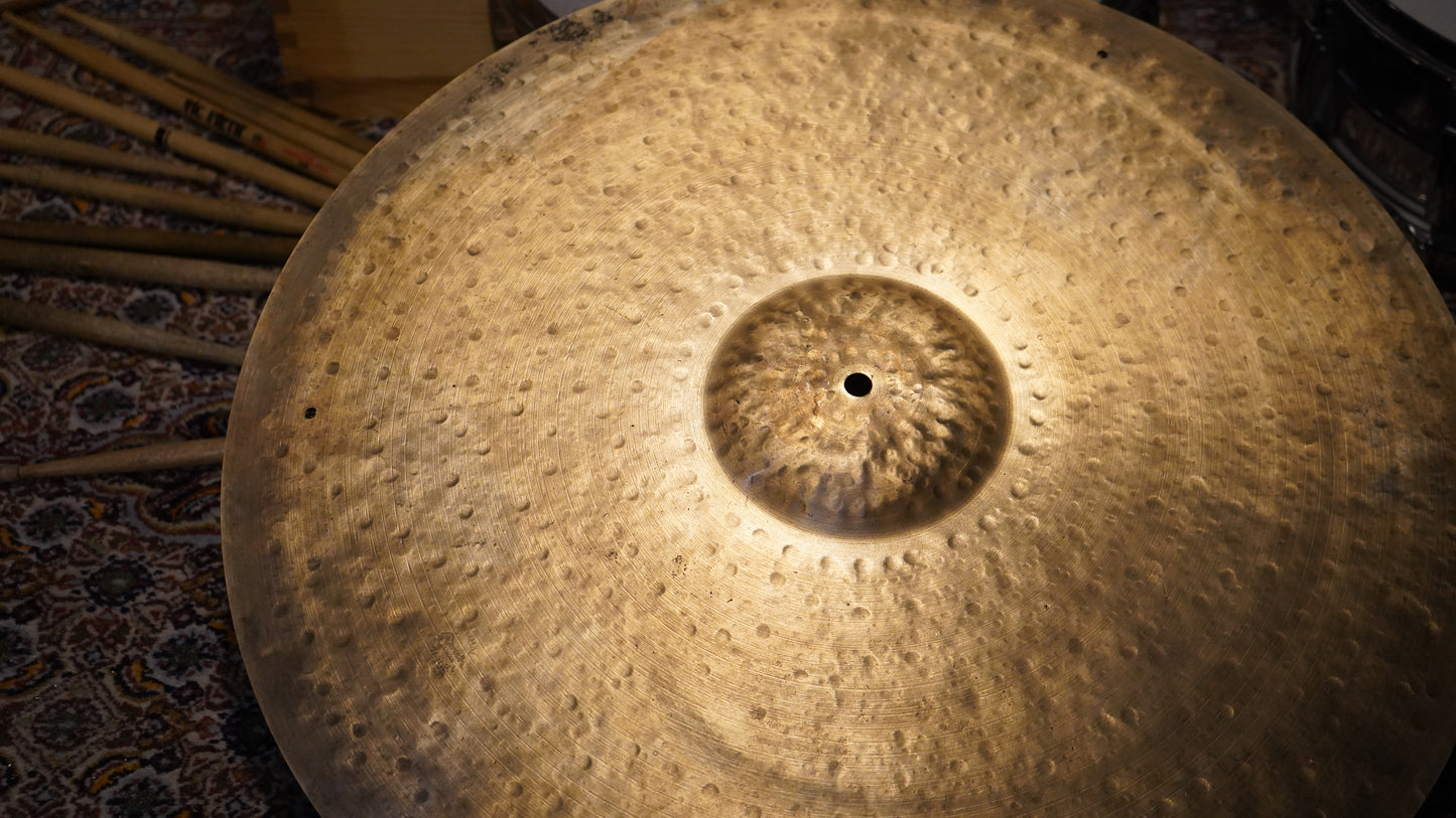 23" Gregory Hutchinson Signature Series 2734g