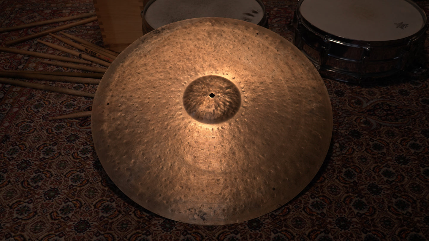23" Gregory Hutchinson Signature Series 2734g