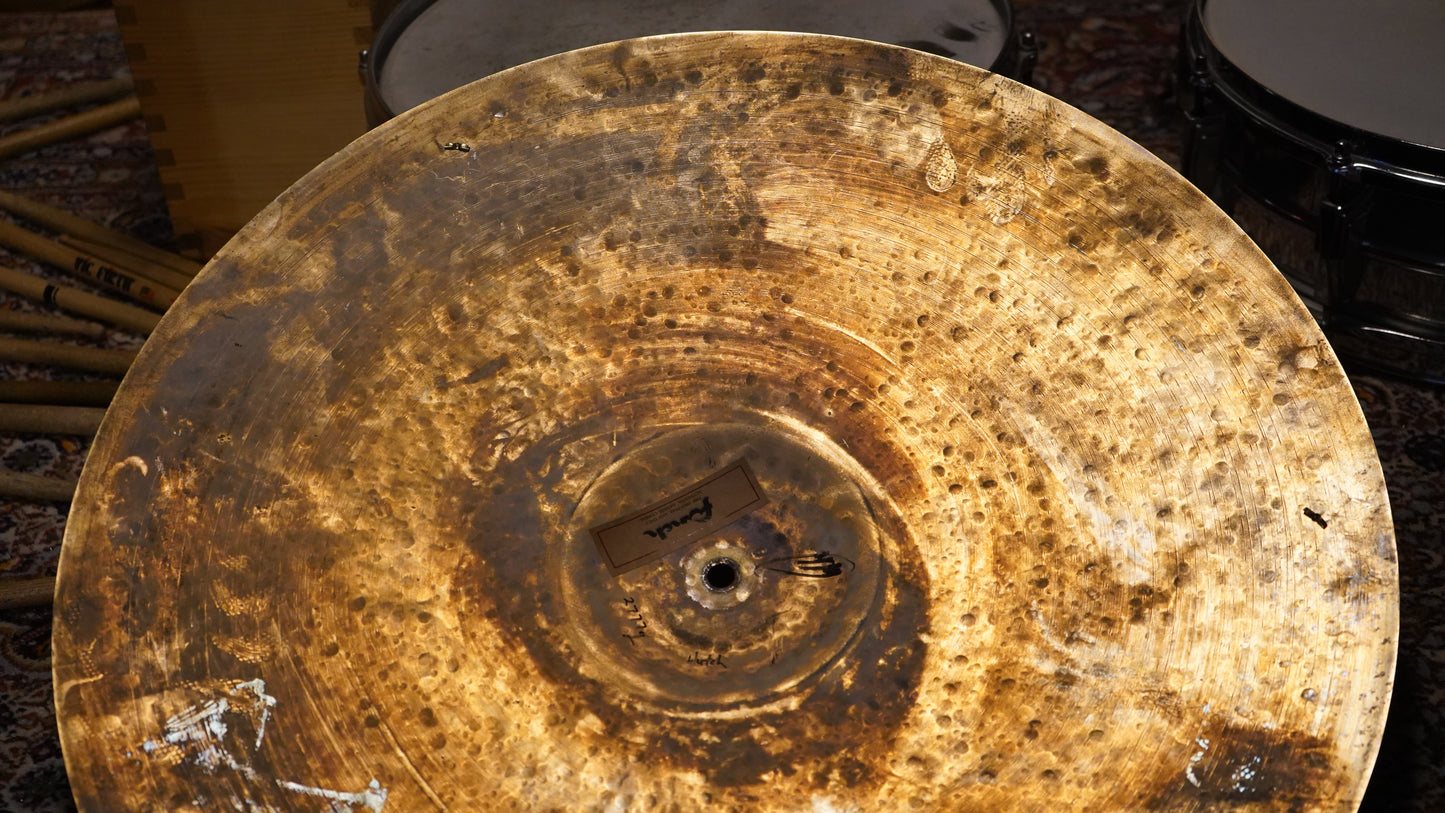 23" Gregory Hutchinson Signature Series 2777g