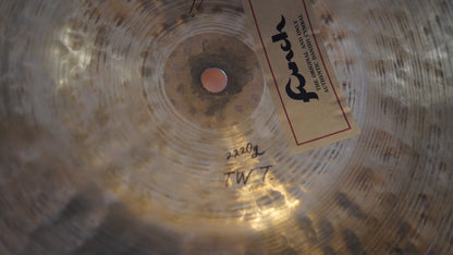 22" TW Tribute 2220g