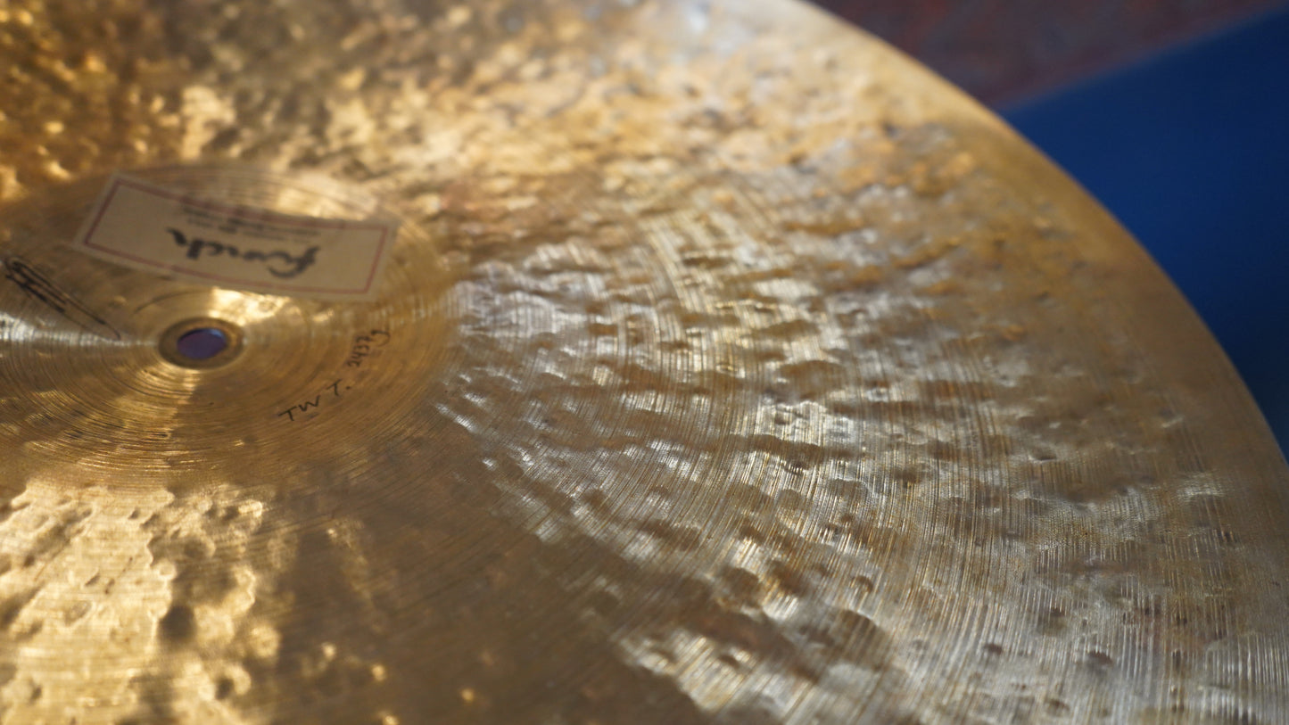 22" TW Tribute 2437g