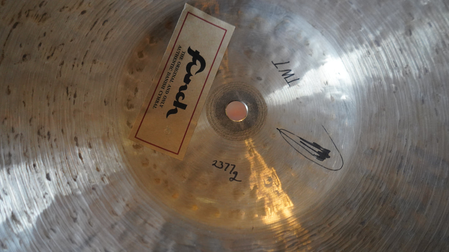 22" TW Tribute 2377g