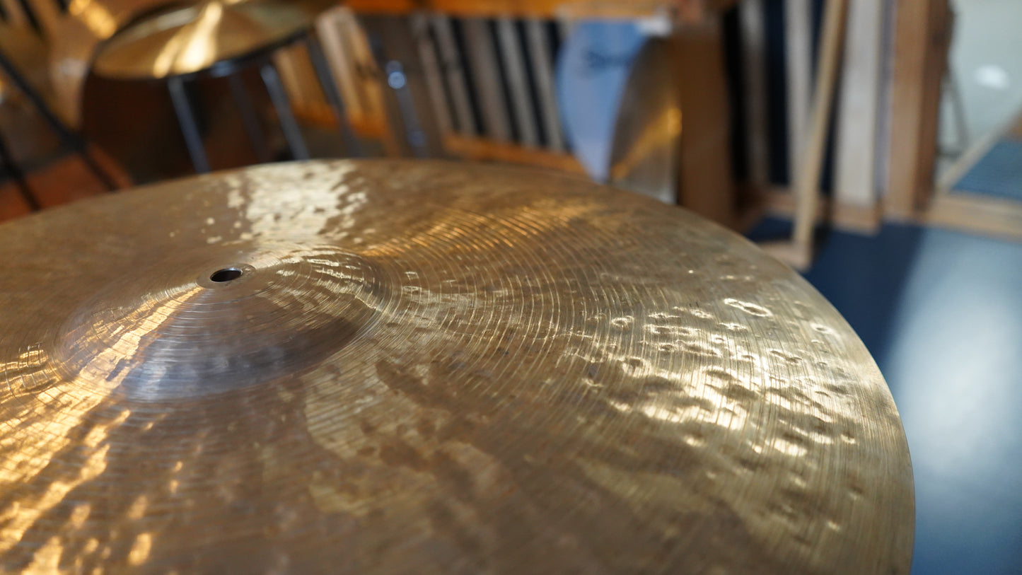 22" TW Tribute 2377g