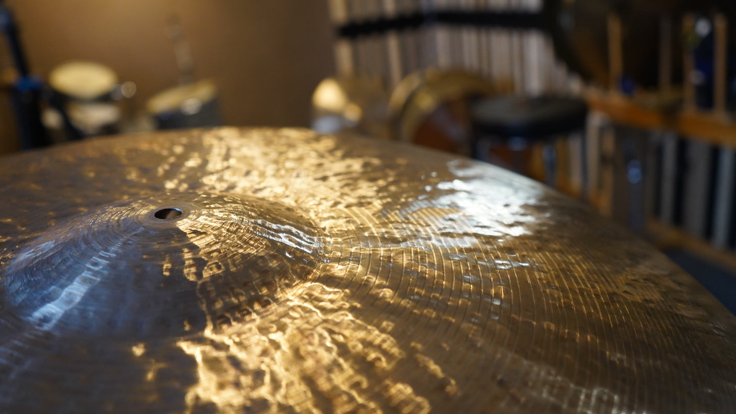 22" TW Tribute 2243g