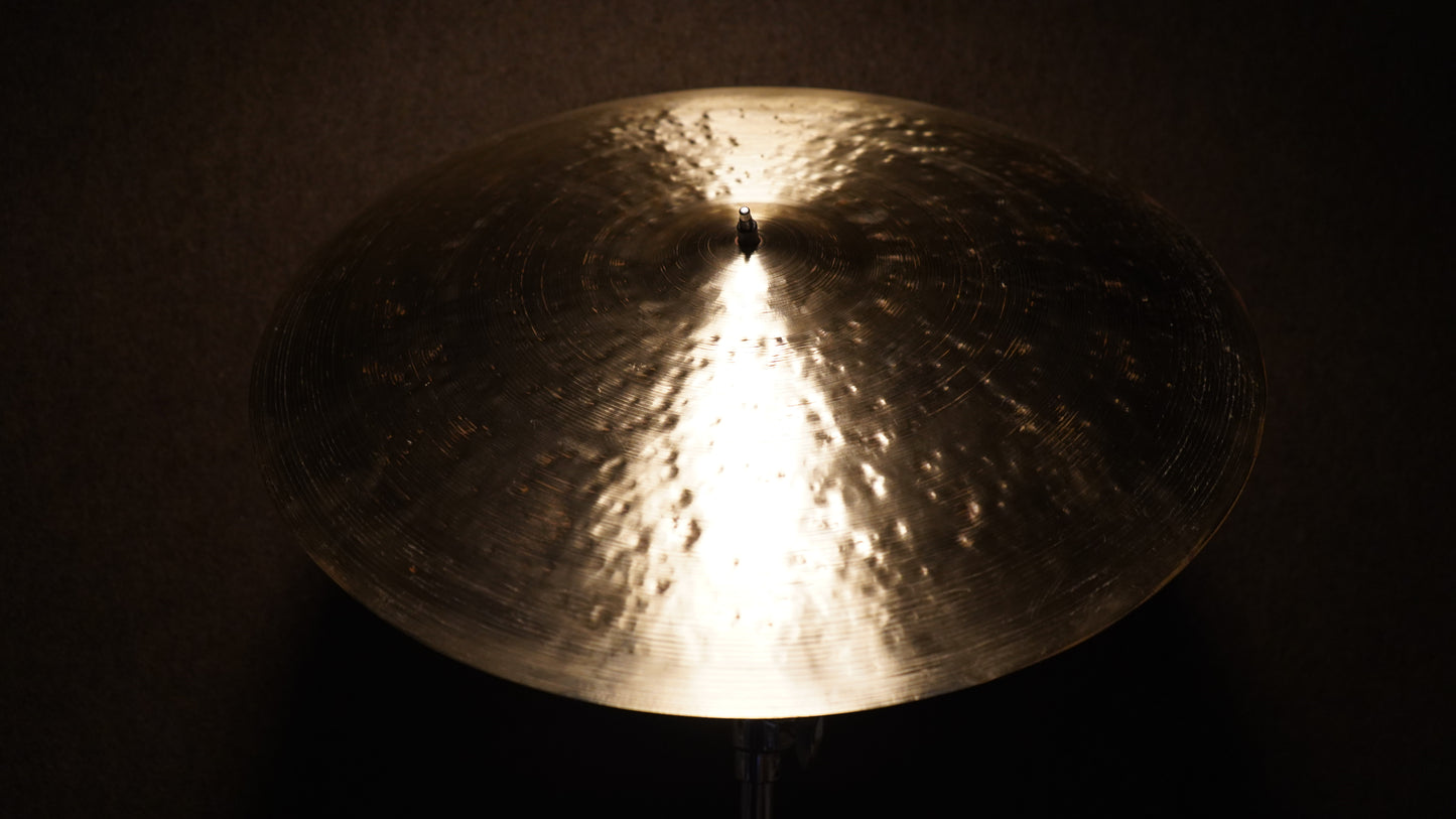 23" Nefertiti 2651g