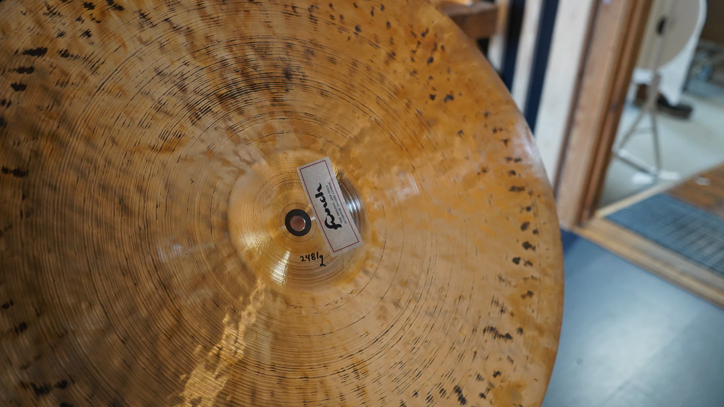 22" Nefertiti 2481g (Clean Bell)