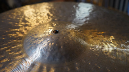 23" TW Tribute 2808g