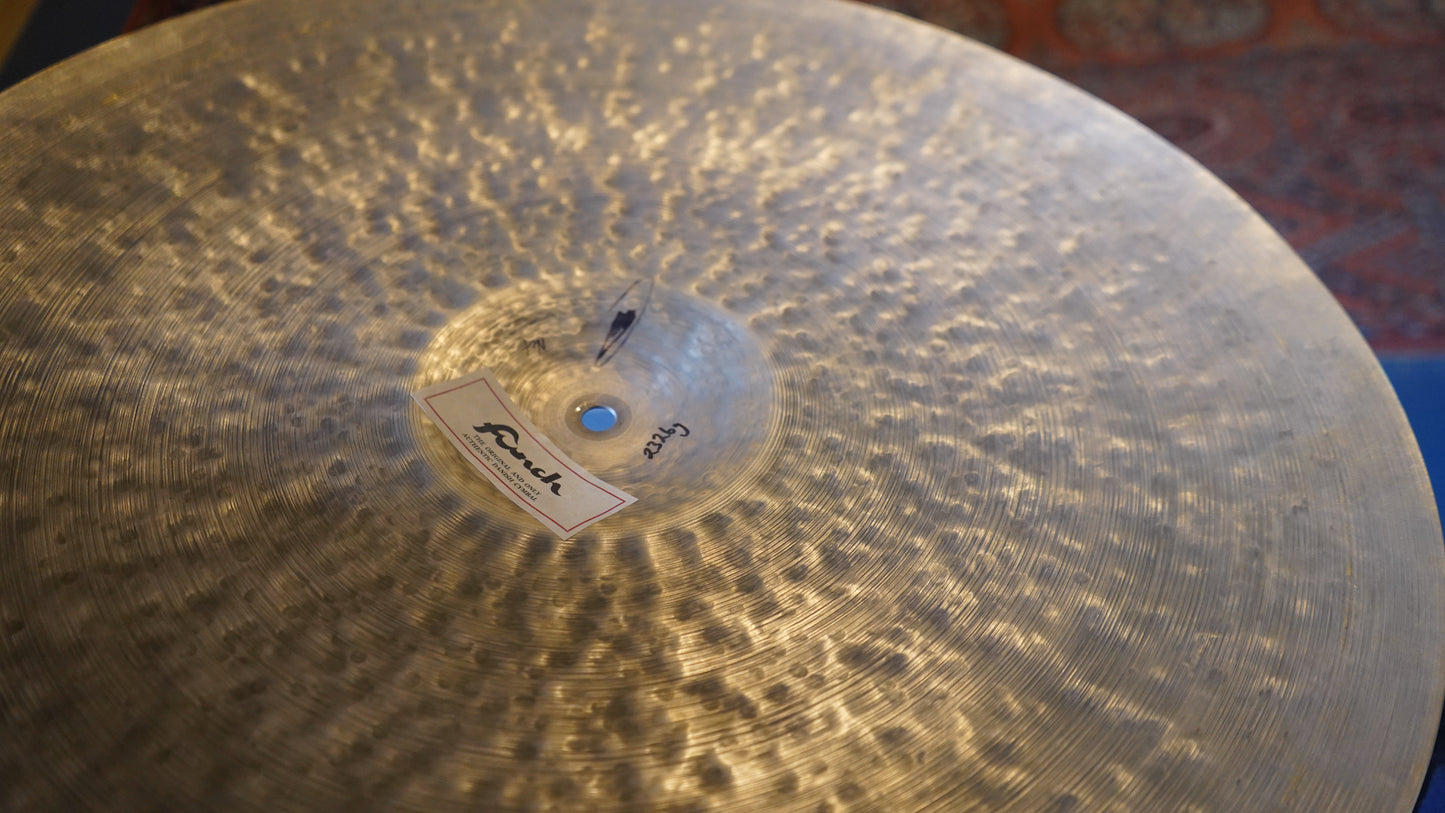 22" Nefertiti 2326g