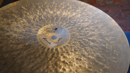 22" Nefertiti 2326g