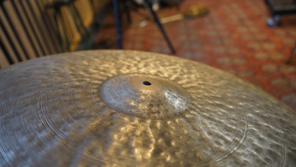 22" Nefertiti 2326g