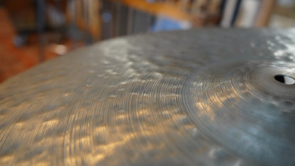22" Nefertiti 2326g