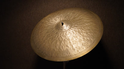 22" Nefertiti 2326g