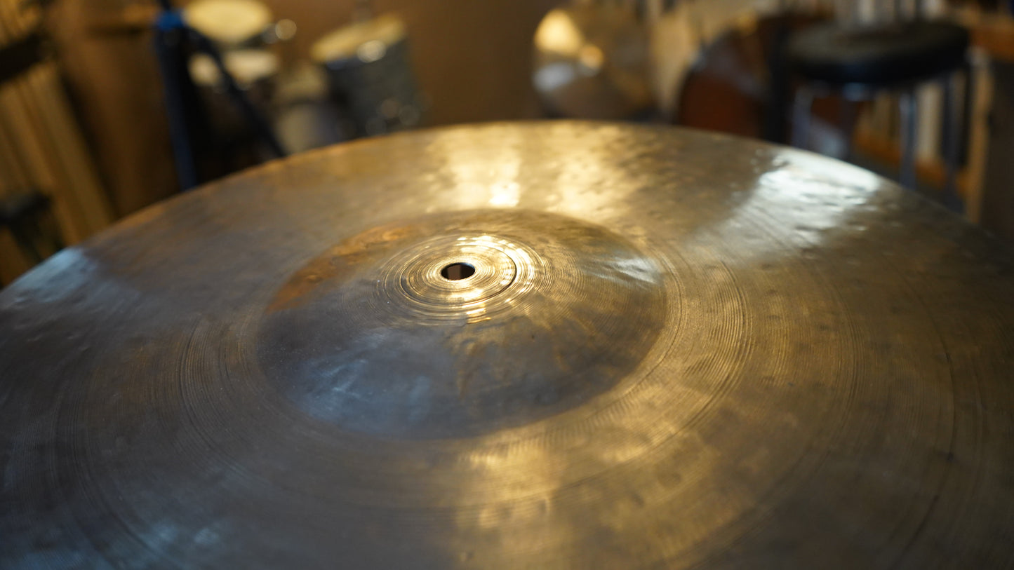 18" Hand Formed Big Bell 1479g