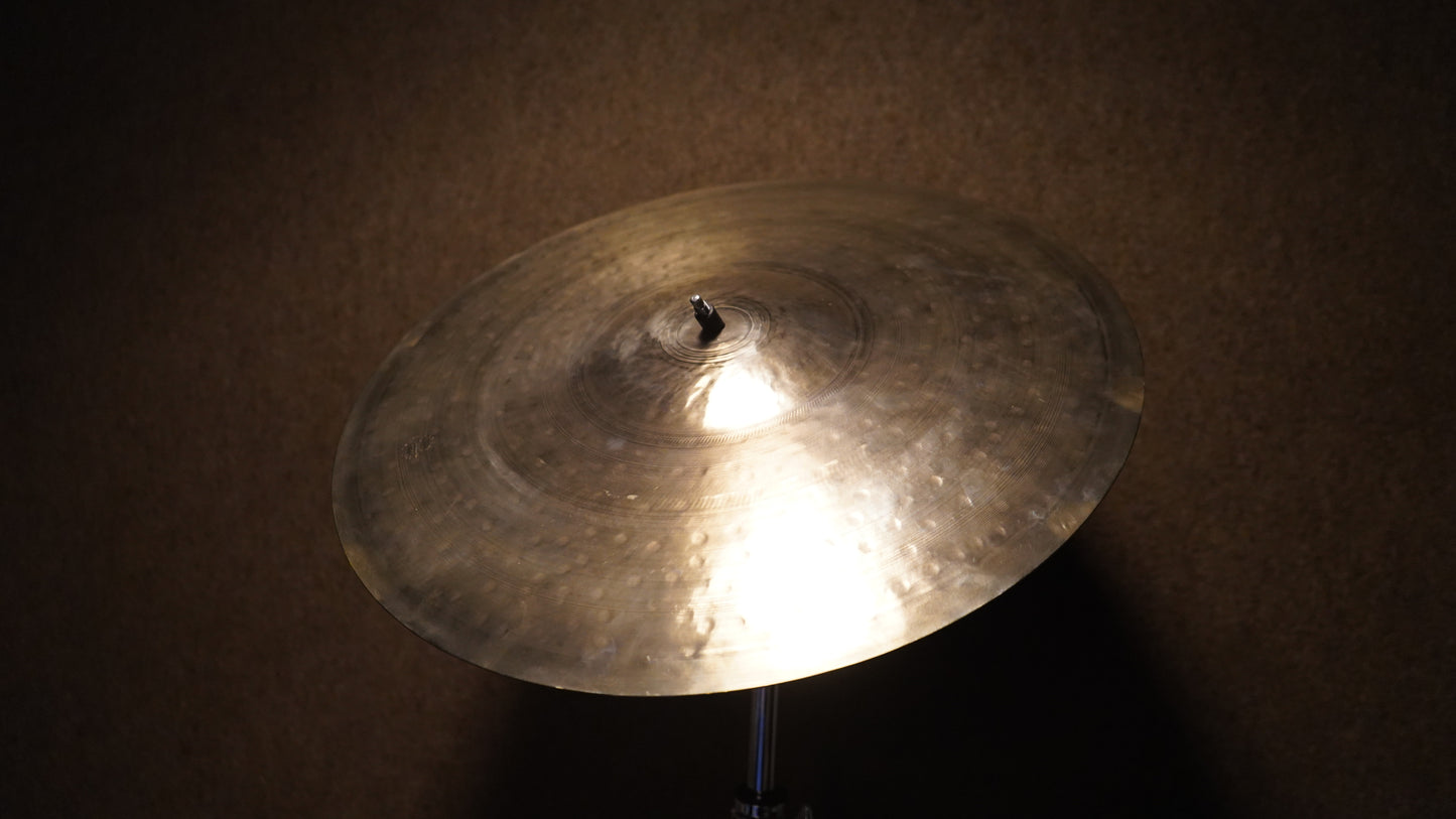 18" Hand Formed Big Bell 1479g