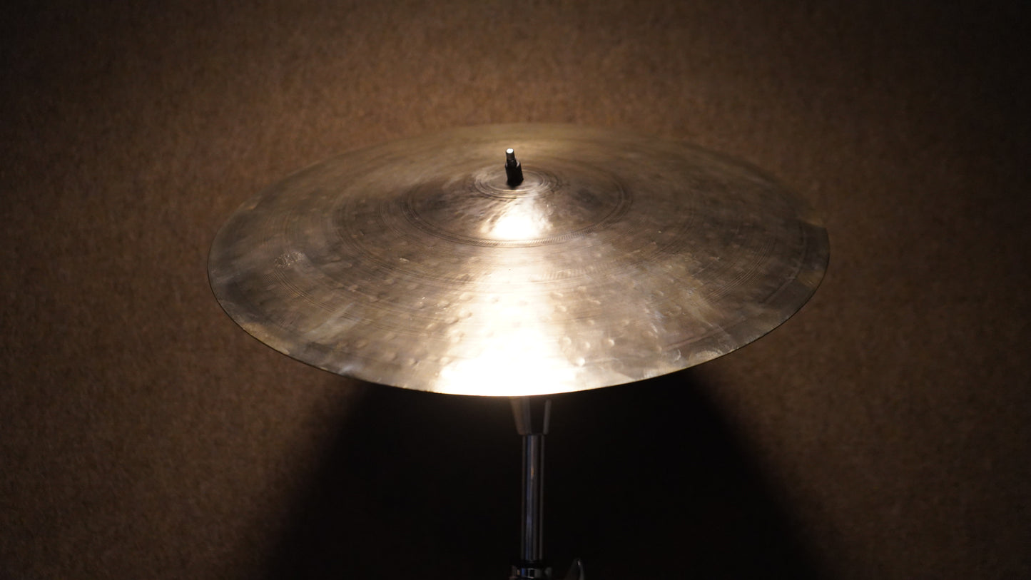 18" Hand Formed Big Bell 1479g