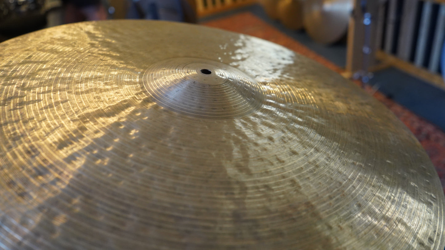 22" TW Tribute 2541g