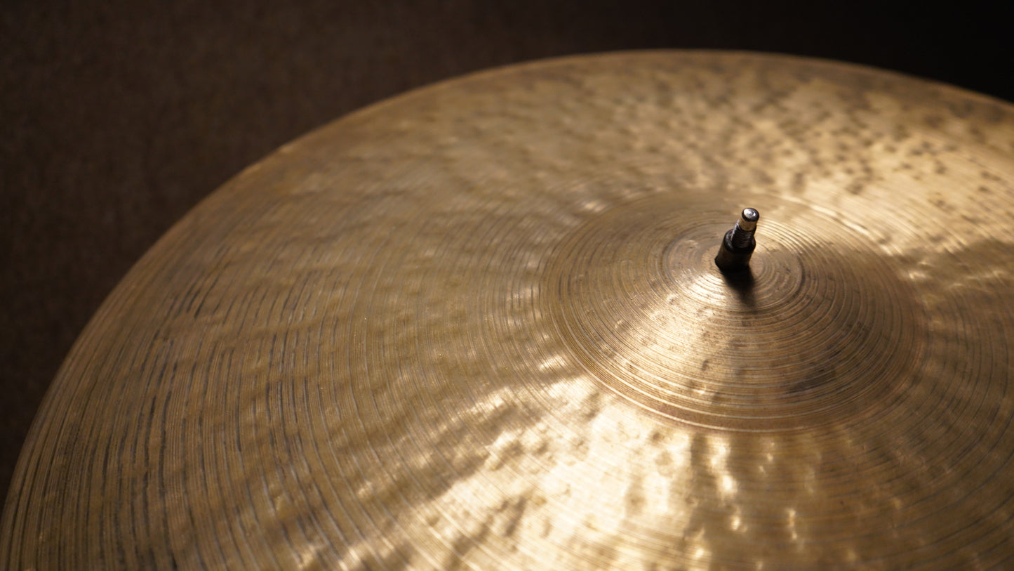 22" TW Tribute 2541g