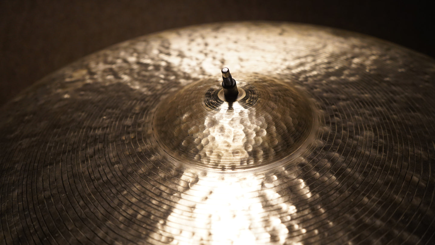 22" TW Tribute 2418g