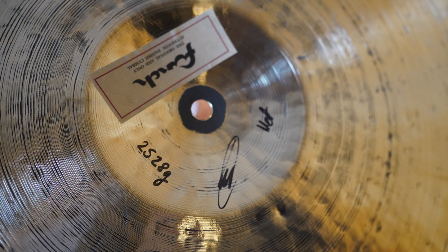 22" Nefertiti 2528g