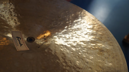 23" Nefertiti 2520g