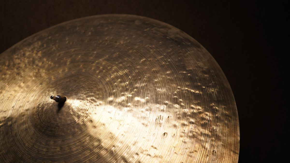 23" Nefertiti 2520g