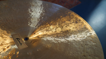 23" Nefertiti 2686g