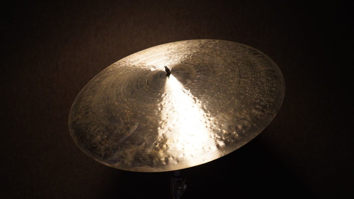 23" Nefertiti 2686g